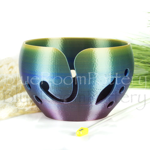 Yarn bowl Peacock leaf Regular Knitting Bowl 3D printed eco friendly plastic Travel Crochet bowl knitter gifts 5.5 inch Yarn holder