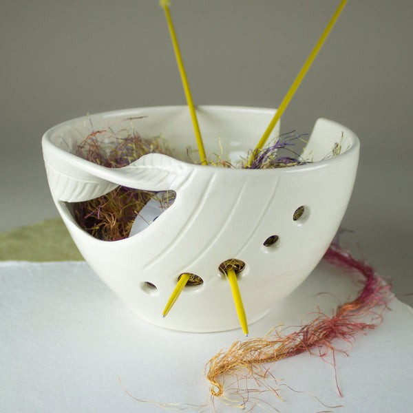 White Ruffled Ceramic Yarn Bowl, Yarn Bowl, Knitting Bowl, Crochet Bowl,  Pottery Yarn Bowl, Made to Order 